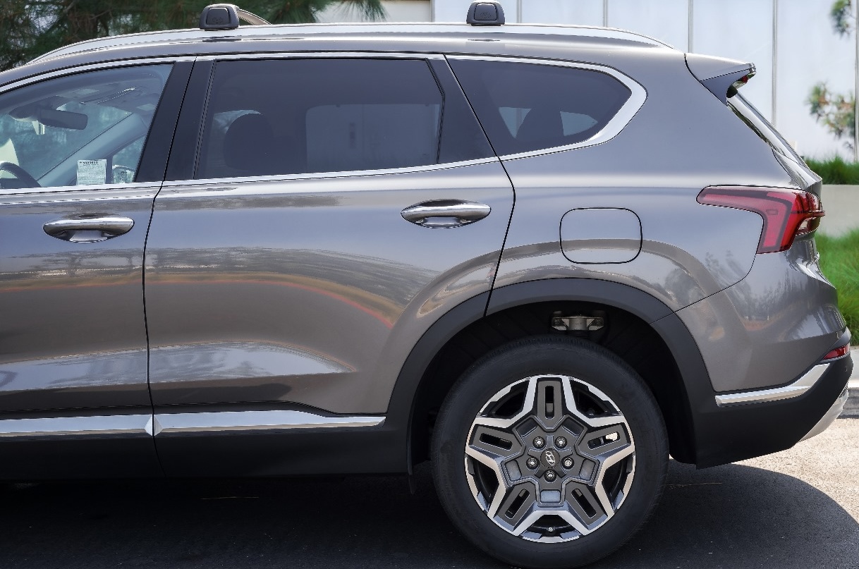 2022 Hyundai Santa Fe Plug in Hybrid photo 3